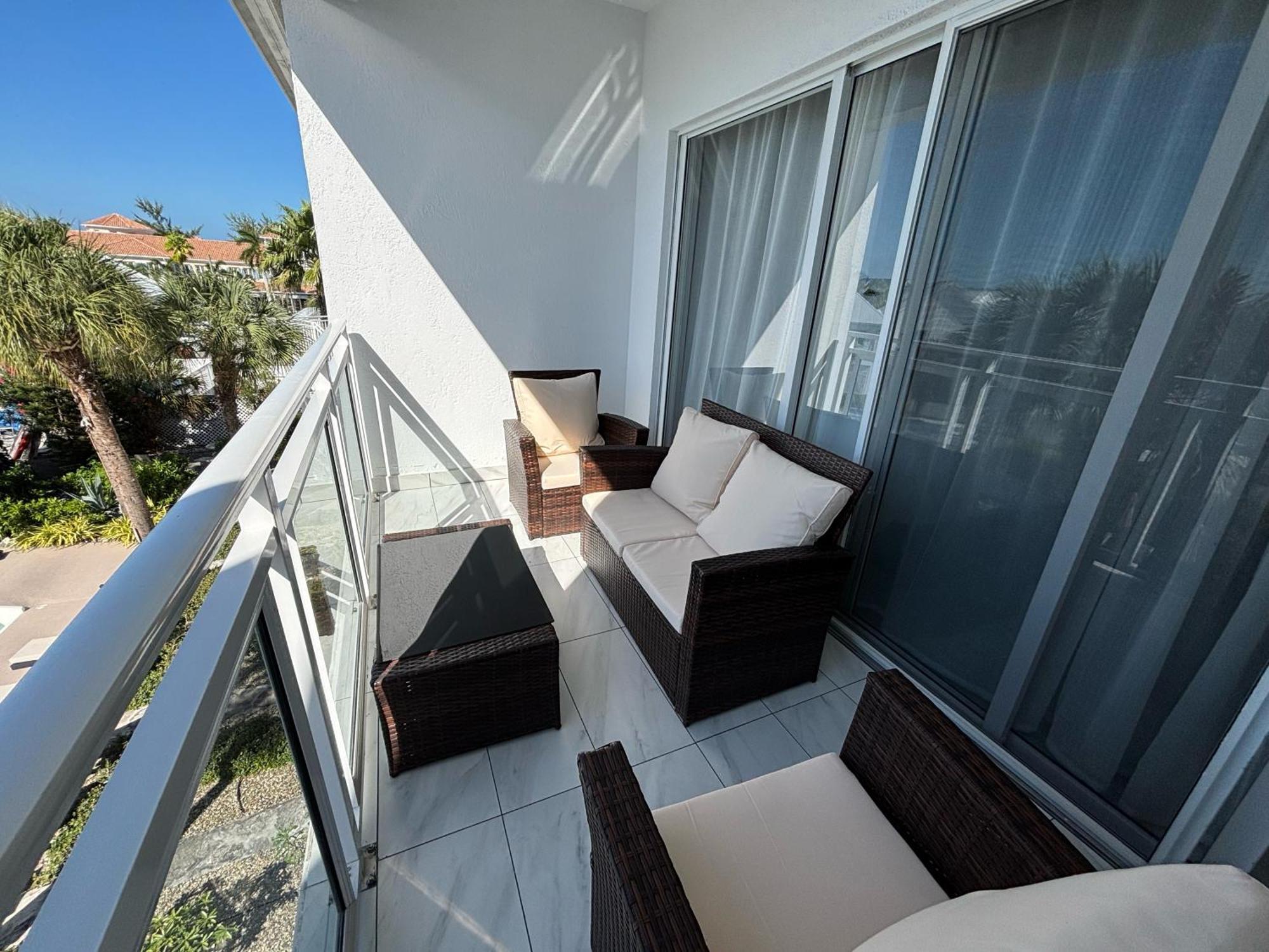 Grace Bay Suites Esterno foto