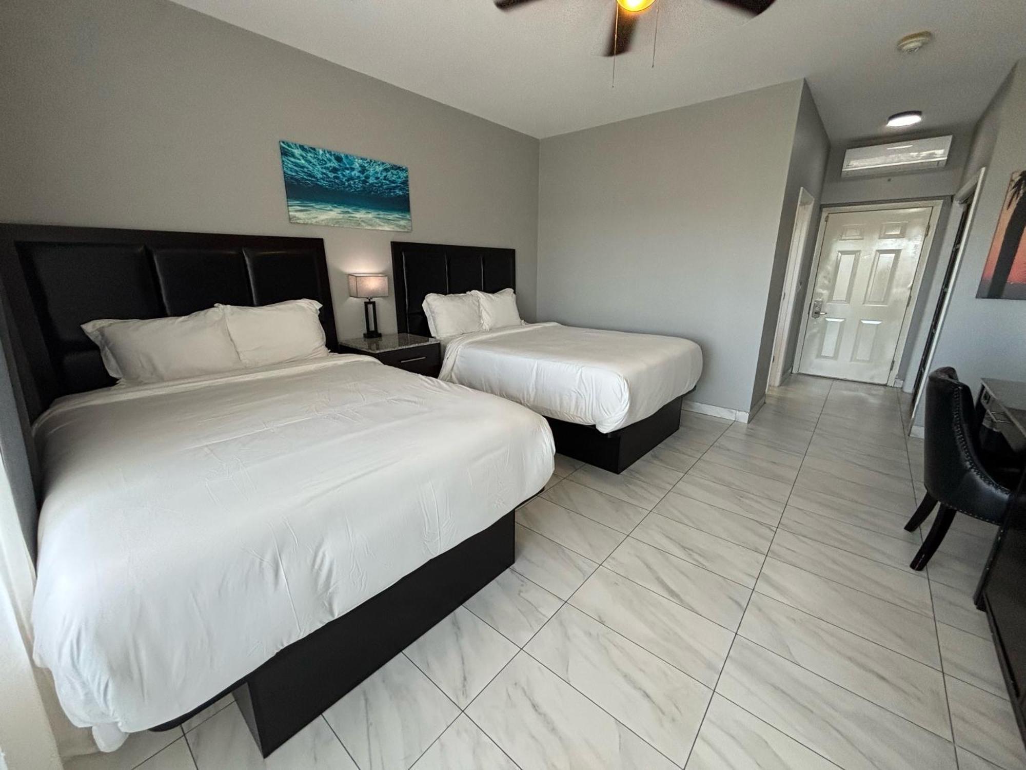 Grace Bay Suites Esterno foto