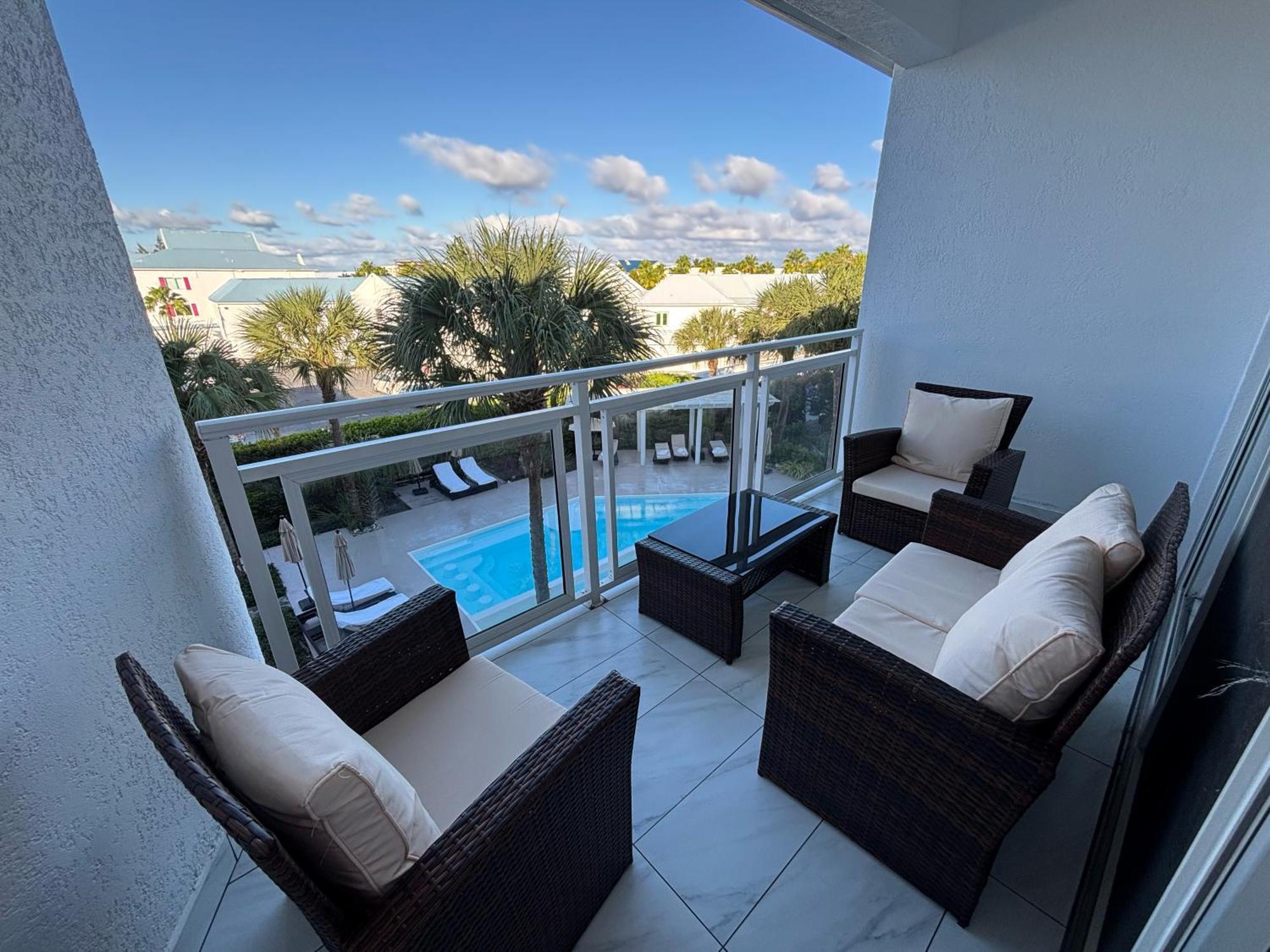 Grace Bay Suites Esterno foto