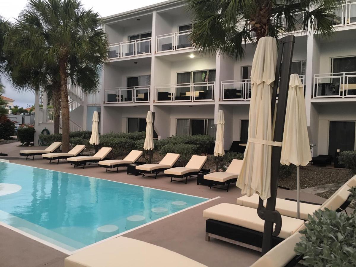 Grace Bay Suites Esterno foto